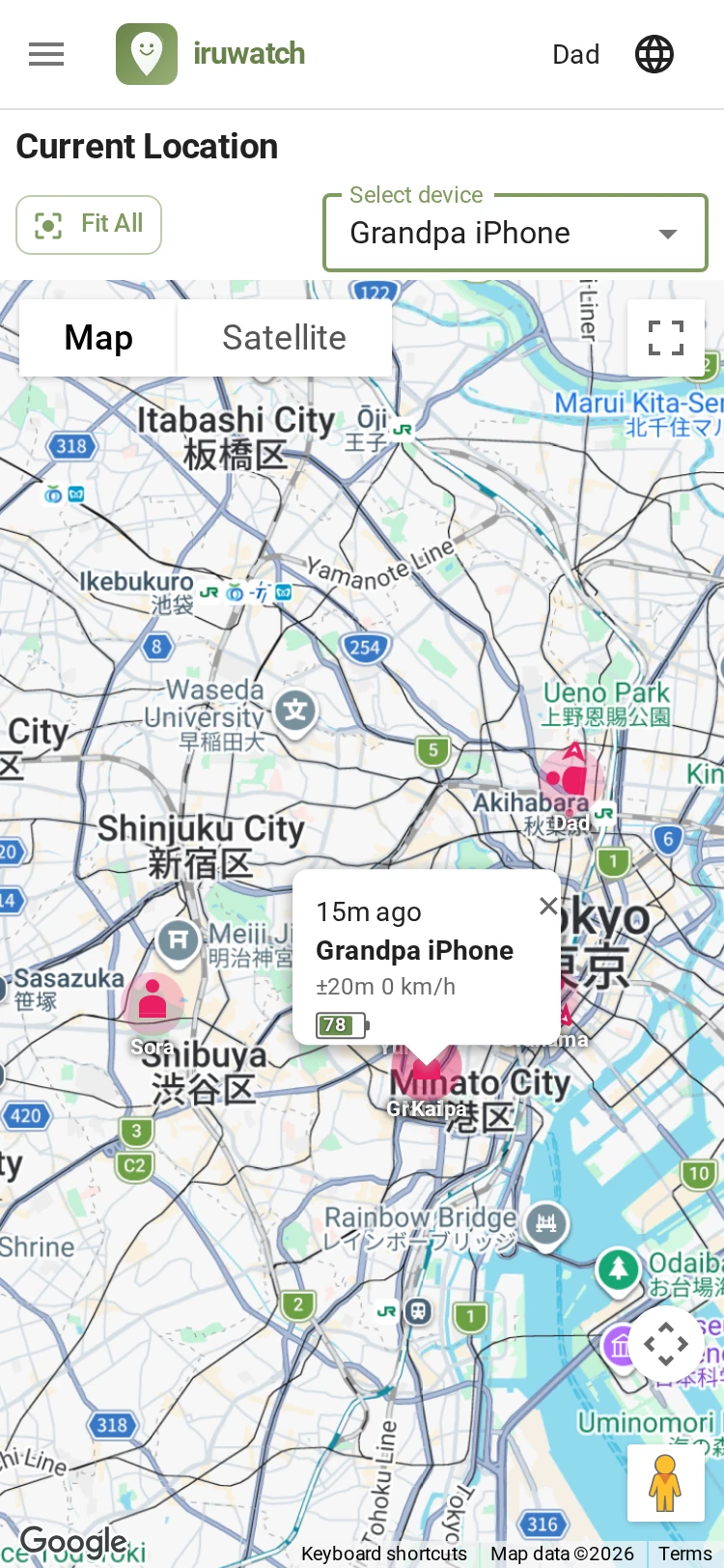 iruwatch current location page showing device positions as markers on a map